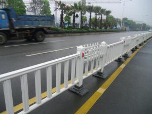 隔離護(hù)欄